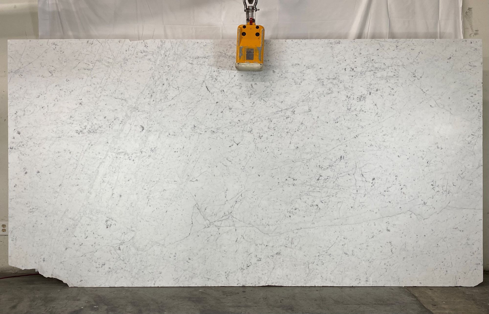 White Carrara 100 B3-4