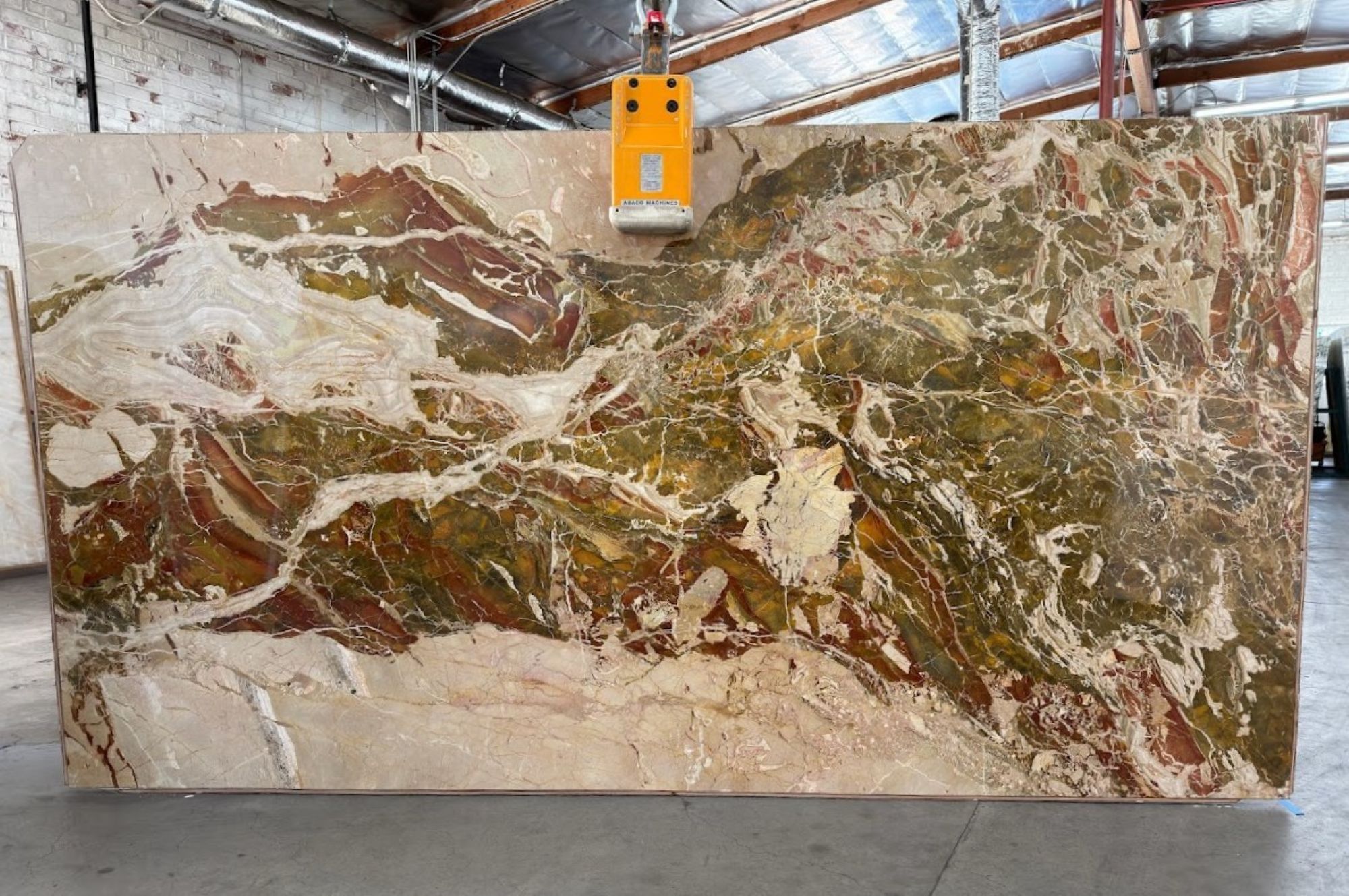 Breccia Pontificia B3