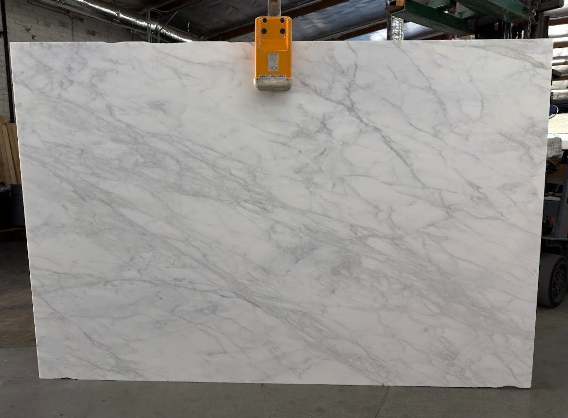 Calacatta Caldia 210